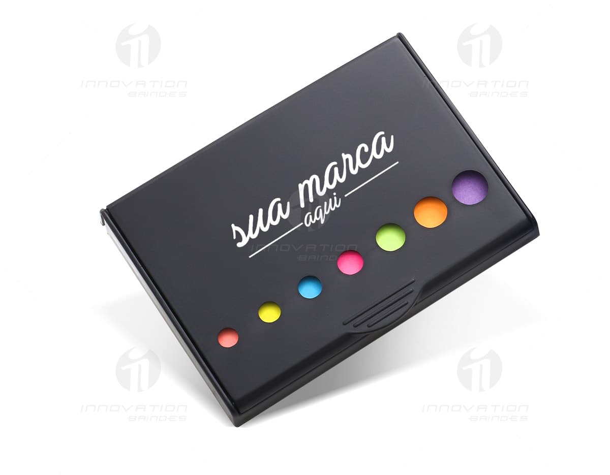 Kit com 6 porta copos de cores variadas. Kit com 6 porta copos de cores variadas.