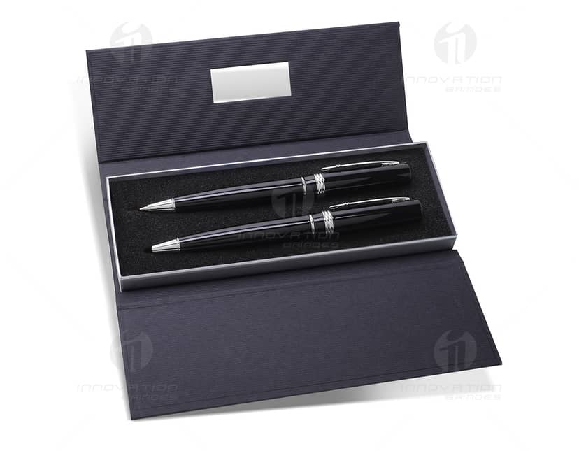 Kit com 6 porta copos de diversos designs coloridos.