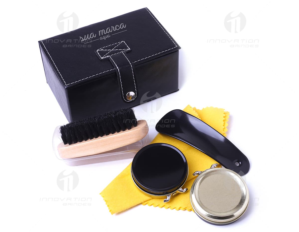 Kit com 6 porta copos em diferentes cores e estampas. Kit com 6 porta copos em diferentes cores e estampas.