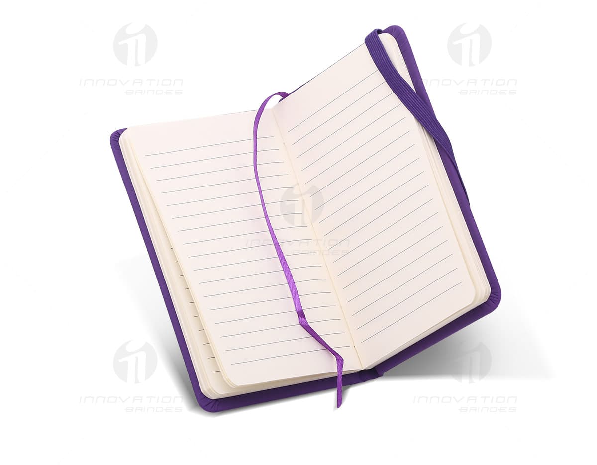 Mochila Notebook com entrada USB e compartimento para fone de ouvido. Mochila Notebook com entrada USB e compartimento para fone de ouvido.