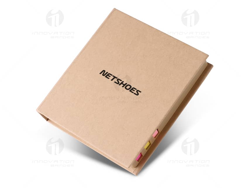 Kit com 6 porta copos em formato redondo, feitos de cortiça com estampas coloridas de animais marinhos.