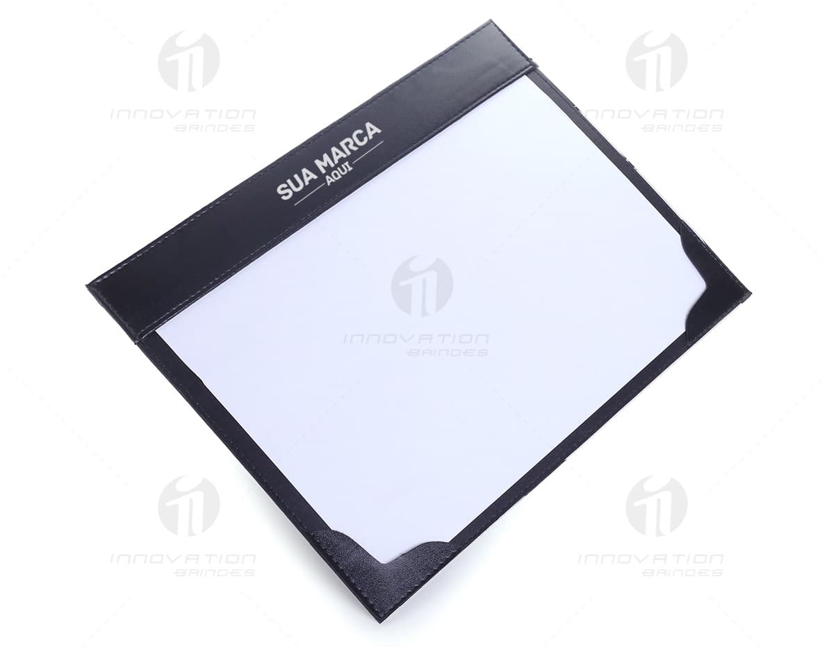 Kit com 6 porta copos de cores variadas e design moderno. Kit com 6 porta copos de cores variadas e design moderno.