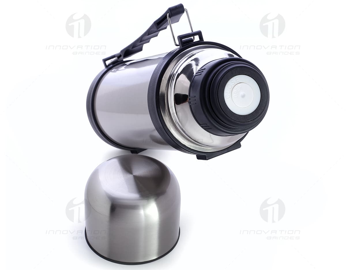 Garrafa térmica com tecnologia inovadora. Garrafa térmica com tecnologia inovadora.