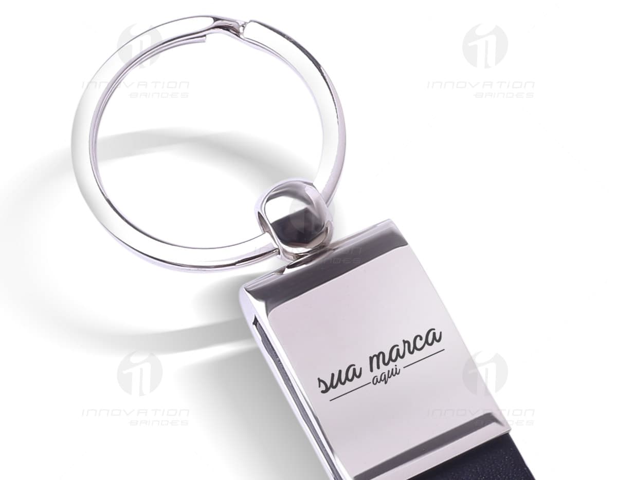 Kit com 6 porta copos em formato quadrado, feitos de cortiça com estampas coloridas de plantas tropicais e frutas. Kit com 6 porta copos em formato quadrado, feitos de cortiça com estampas coloridas de plantas tropicais e frutas.