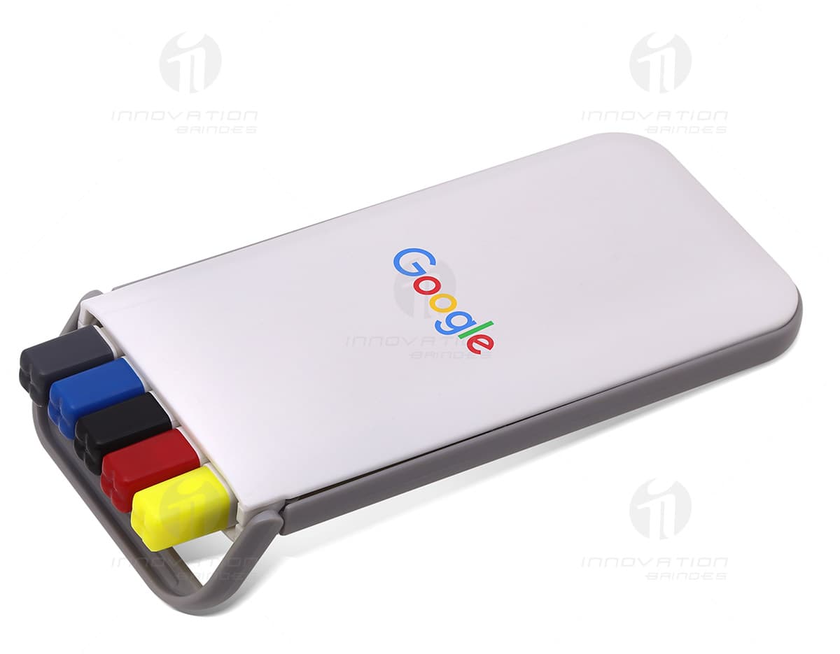 Kit com 6 porta copos em formato quadrado e cores variadas. Kit com 6 porta copos em formato quadrado e cores variadas.