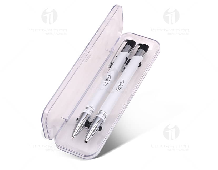 Kit contendo uma caneta e lapiseira de metal, ideais para escrita e desenho.