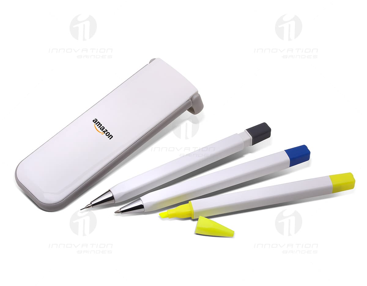 Kit com 6 porta copos em cores variadas e design moderno. Kit com 6 porta copos em cores variadas e design moderno.