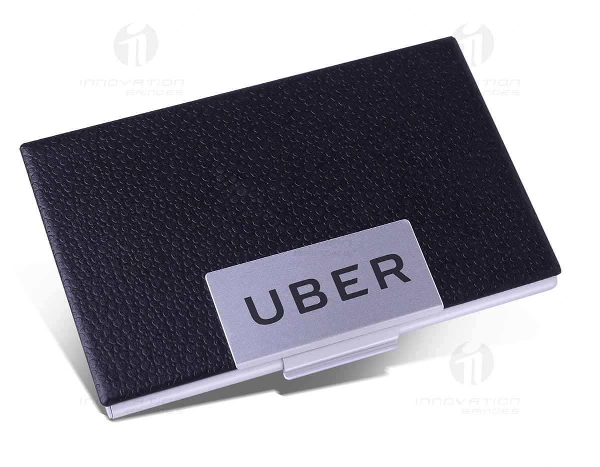 Mochila para notebook com divisórias para laptops de 15.6 polegadas. Mochila para notebook com divisórias para laptops de 15.6 polegadas.