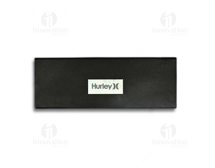 Kit Caneta e Lapiseira - 08: Um conjunto perfeito para quem busca praticidade e elegância no dia a dia de trabalho. Com design moderno e sofisticado, esses itens de papelaria são ideais para uso em escritórios, escolas e em casa. Garanta já o seu e esteja sempre pronto para anotar suas ideias e compromissos.