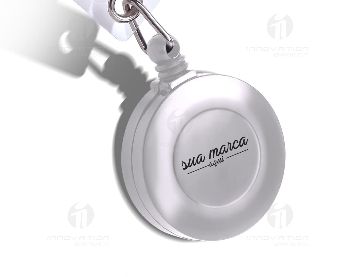 Lupa plástica com luz azul, ideal para auxiliar na leitura de textos pequenos. Lupa plástica com luz azul, ideal para auxiliar na leitura de textos pequenos.