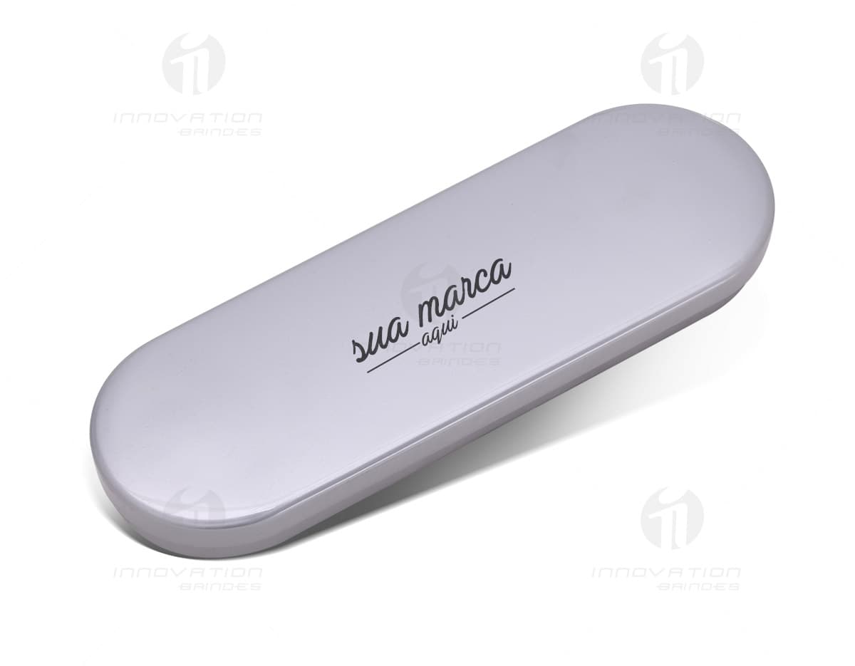Kit com 6 porta copos em madeira com estampas coloridas de frutas como limão, laranja e melancia. Kit com 6 porta copos em madeira com estampas coloridas de frutas como limão, laranja e melancia.