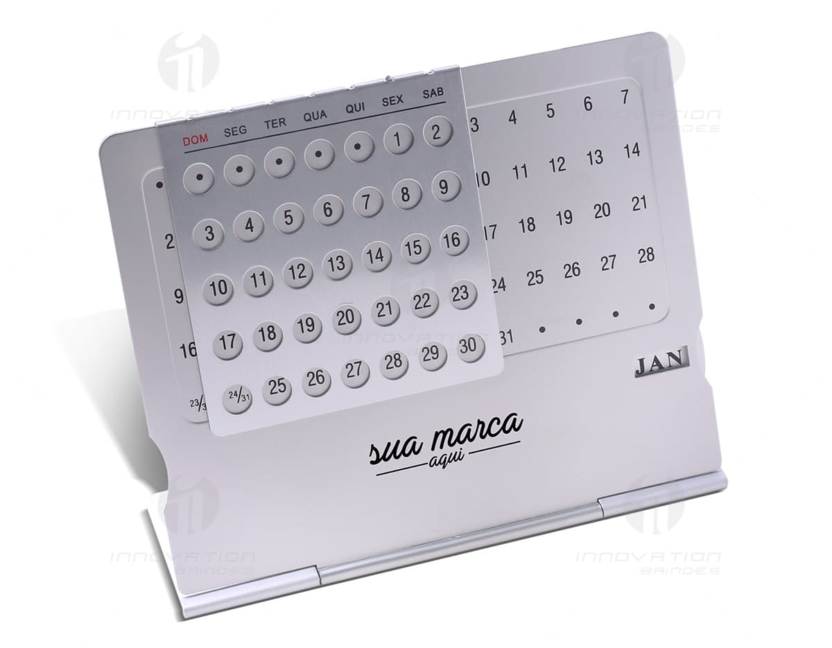Régua de 30cm com calculadora e calendário integrados. Régua de 30cm com calculadora e calendário integrados.