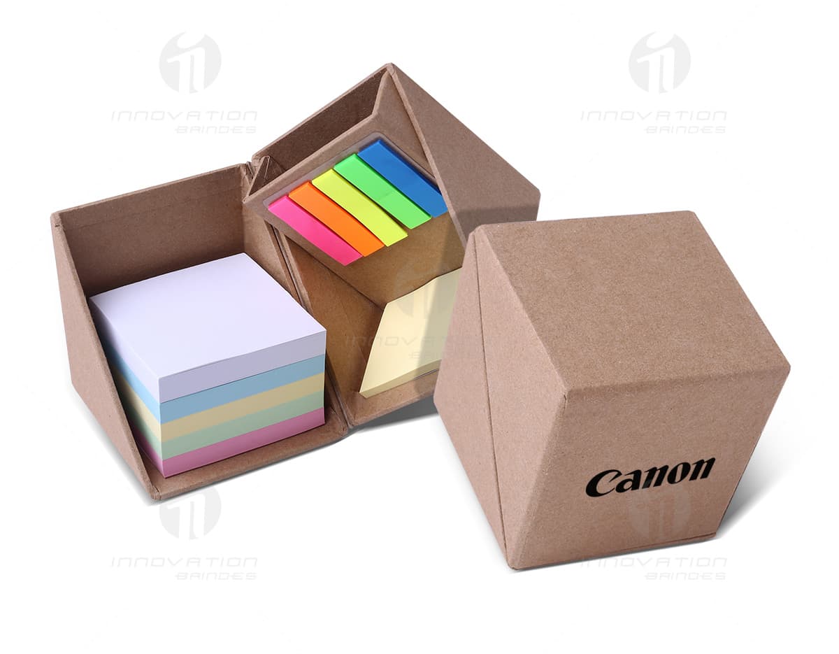 Kit com 6 porta copos em estilo minimalista, feitos de acrílico transparente e resistente. Cada porta copos tem um design geométrico diferente, perfeito para proteger seus móveis de manchas causadas por líquidos. Ideal para usar em casa ou presentear alguém especial. Kit com 6 porta copos em estilo minimalista, feitos de acrílico transparente e resistente. Cada porta copos tem um design geométrico diferente, perfeito para proteger seus móveis de manchas causadas por líquidos. Ideal para usar em casa ou presentear alguém especial.