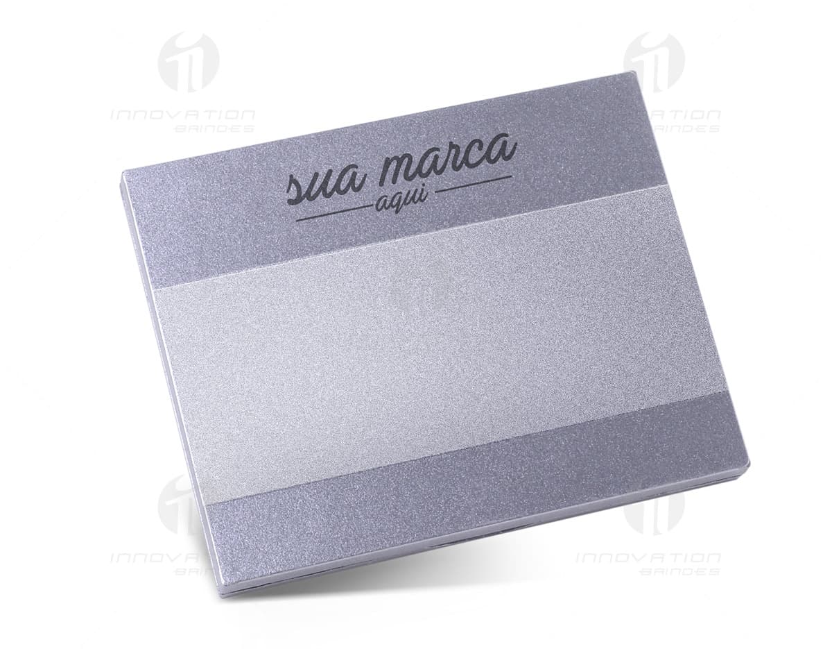 Kit com 6 porta copos em formato redondo. Os porta copos possuem estampa de folhagens tropicais em tons de verde e amarelo. Kit com 6 porta copos em formato redondo. Os porta copos possuem estampa de folhagens tropicais em tons de verde e amarelo.