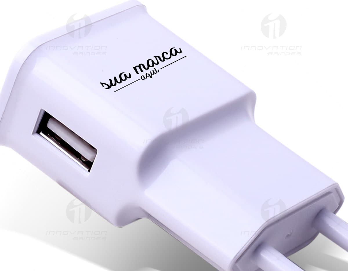 Kit com 6 porta copos em diferentes cores e formatos circulares. Kit com 6 porta copos em diferentes cores e formatos circulares.