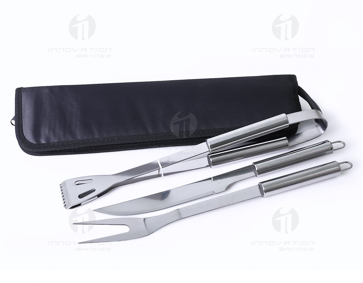 Bolsa Térmica 7L com revestimento em PEVA, ideal para manter alimentos e bebidas refrigerados por mais tempo. Bolsa Térmica 7L com revestimento em PEVA, ideal para manter alimentos e bebidas refrigerados por mais tempo.