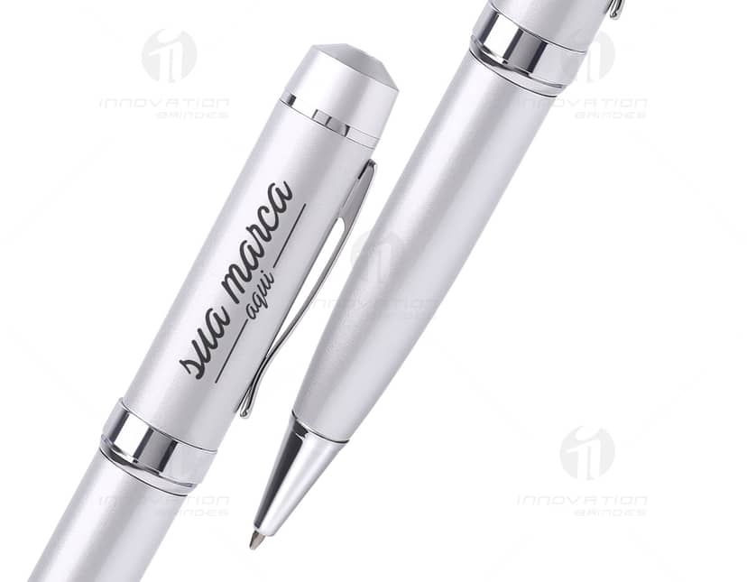 Caneta plástica esferográfica por clique.