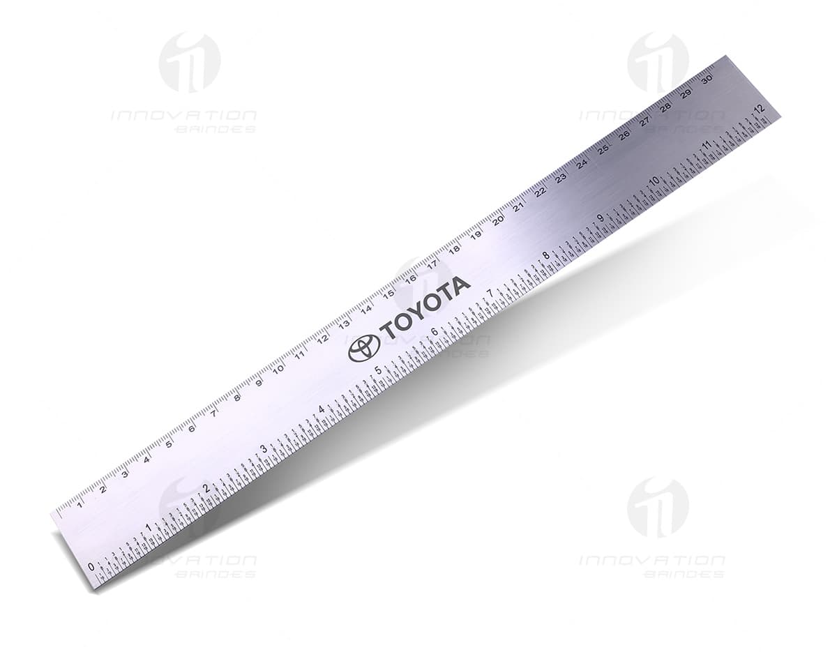 Controle remoto, dispositivo eletrônico com teclado, calculadora e calendário integrados. Equipamento moderno ideal para uso em escritório, com botões para realizar cálculos financeiros e funções de comunicação. A imagem mostra a régua de 30cm em detalhes, com tecnologia avançada e design prático. Controle remoto, dispositivo eletrônico com teclado, calculadora e calendário integrados. Equipamento moderno ideal para uso em escritório, com botões para realizar cálculos financeiros e funções de comunicação. A imagem mostra a régua de 30cm em detalhes, com tecnologia avançada e design prático.
