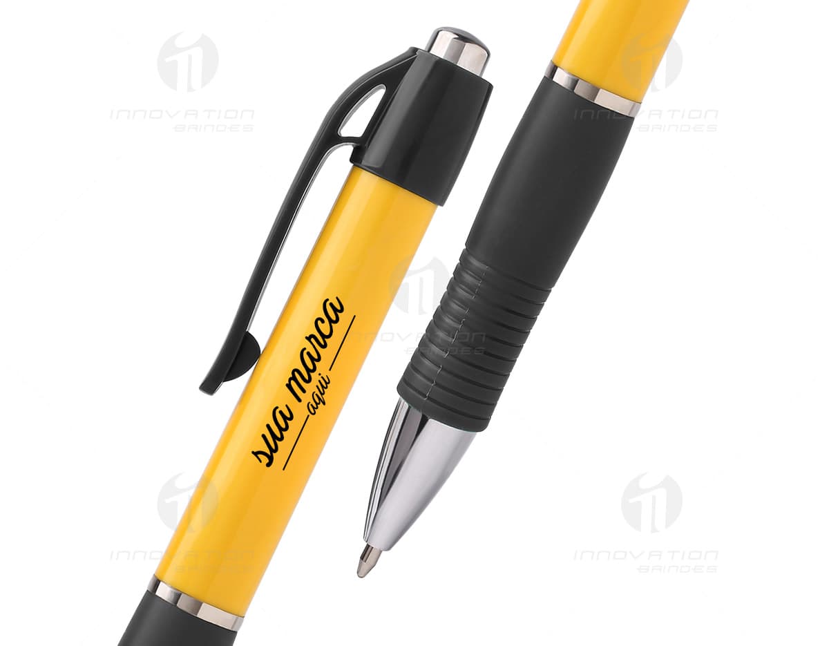Esferográfica Alumínio e ABS com grip, apresentando design elegante e moderno. Esferográfica Alumínio e ABS com grip, apresentando design elegante e moderno.