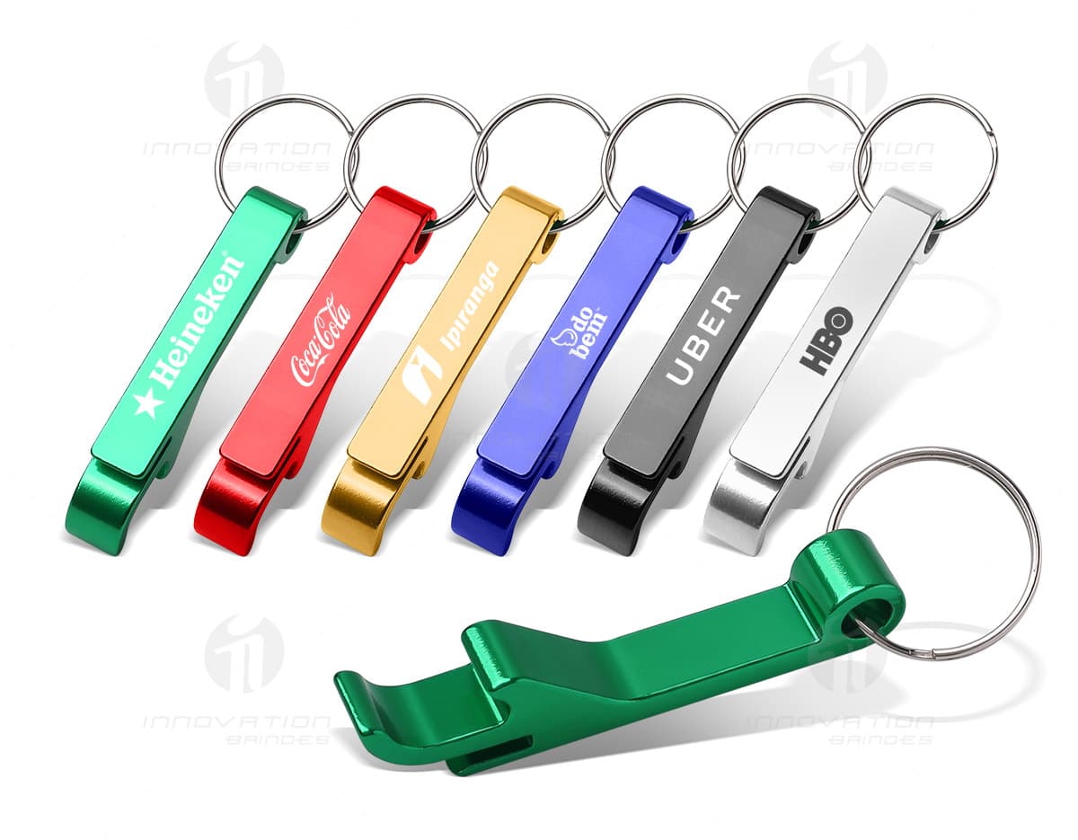 Garrafa térmica de inox com parede dupla e LED. Garrafa térmica de inox com parede dupla e LED.