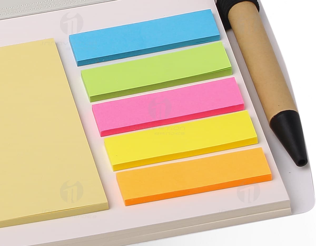 Kit com régua de 15 cm em cores variadas. Kit com régua de 15 cm em cores variadas.
