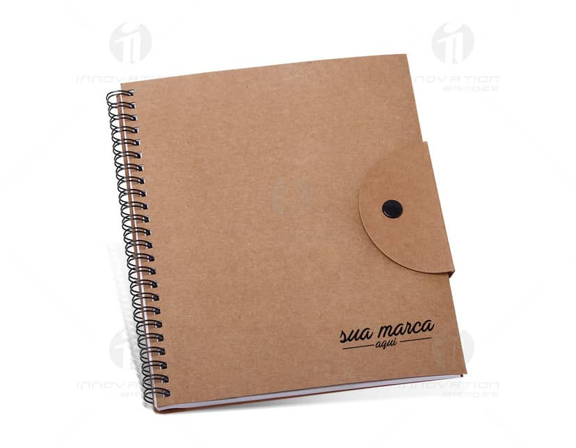 Kit com 6 porta copos em formato redondo, feitos de material resistente e durável. Cada porta copo possui estampa de diferentes paisagens naturais, ideais para proteger superfícies de copos e canecas.