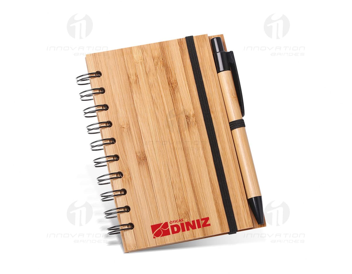 kit com 6 porta copos em diferentes cores e estampas, em formato redondo e feito de material resistente. kit com 6 porta copos em diferentes cores e estampas, em formato redondo e feito de material resistente.