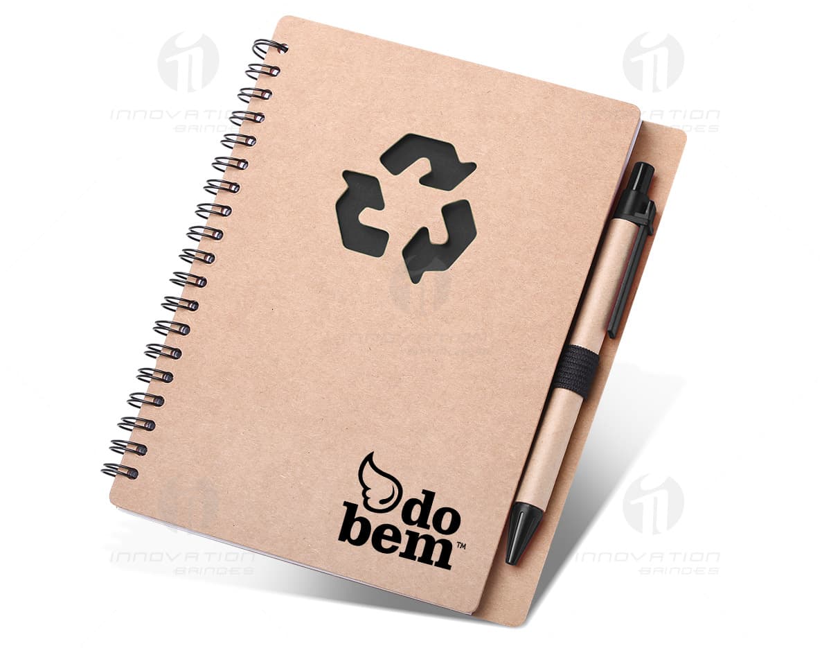 Kit com 6 porta copos com estampas coloridas. Cada porta copo tem um desenho diferente, sendo um deles estampado com um flamingo, outro com um abacaxi, um com uma fatia de melancia, um com um cactus, um com um sorvete e o último com uma concha do mar. Os porta copos são feitos de material resistente e possuem bordas elevadas para evitar que o líquido do copo escorra. Kit com 6 porta copos com estampas coloridas. Cada porta copo tem um desenho diferente, sendo um deles estampado com um flamingo, outro com um abacaxi, um com uma fatia de melancia, um com um cactus, um com um sorvete e o último com uma concha do mar. Os porta copos são feitos de material resistente e possuem bordas elevadas para evitar que o líquido do copo escorra.