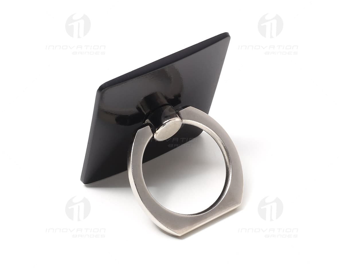 Mini Ventilador Recarregável em um fundo branco, mostrando sua estrutura compacta e portátil. O produto apresenta hélices de plástico e botões de controle na parte frontal. O design é moderno e ideal para uso em ambientes pequenos. Mini Ventilador Recarregável em um fundo branco, mostrando sua estrutura compacta e portátil. O produto apresenta hélices de plástico e botões de controle na parte frontal. O design é moderno e ideal para uso em ambientes pequenos.