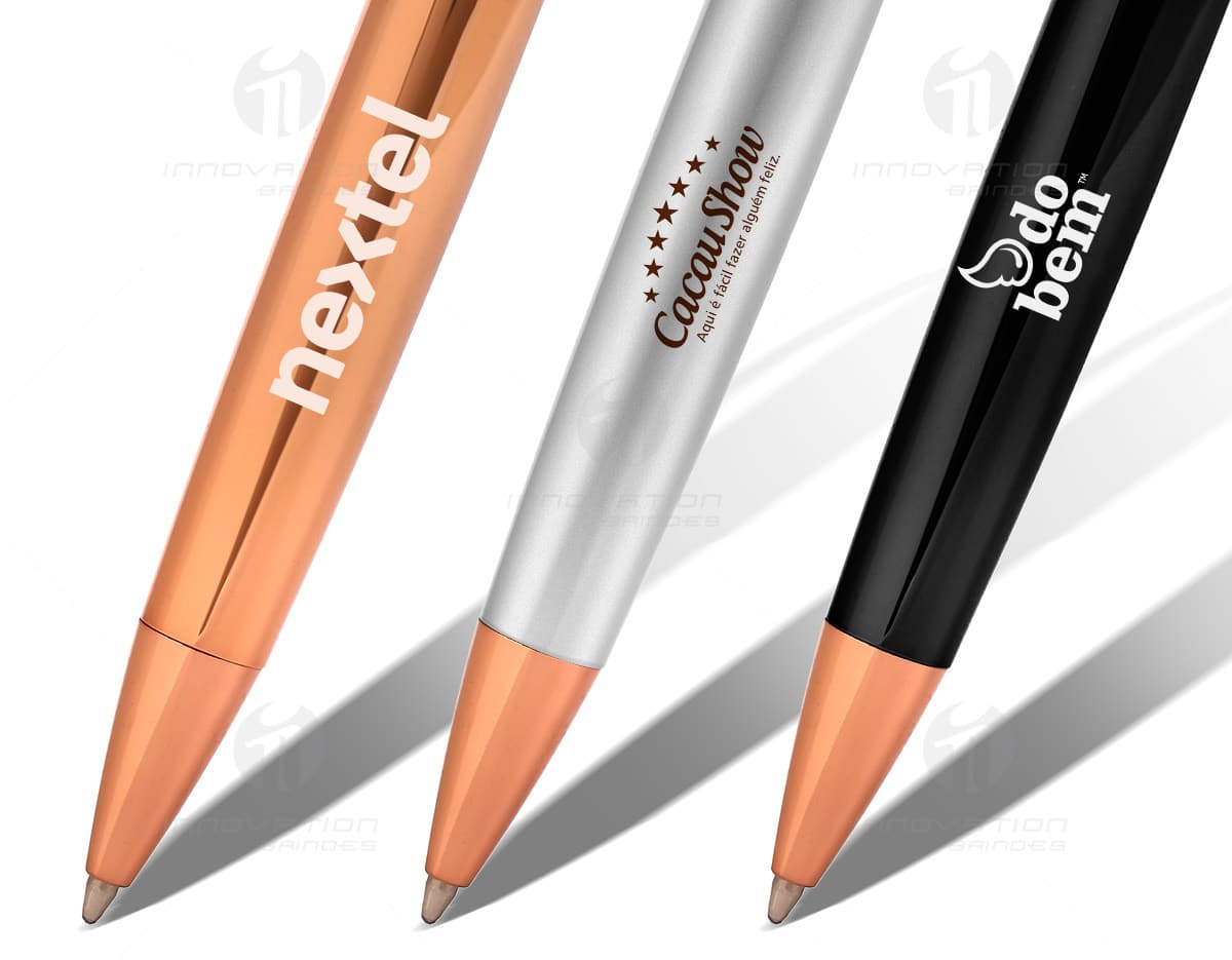 Caneta de metal giratória, ideal para escritório, negócios e estudos. Material durável e prático. Caneta de metal giratória, ideal para escritório, negócios e estudos. Material durável e prático.
