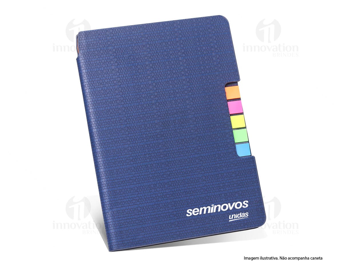 Sacola de algodão com alças costuradas em fundo branco. Sacola de algodão com alças costuradas em fundo branco.