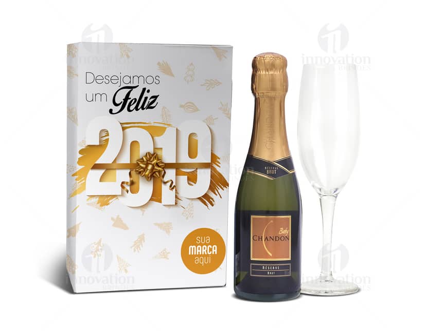 Produto Chandon Baby Brut 187ml com 1 taça de 180ml.