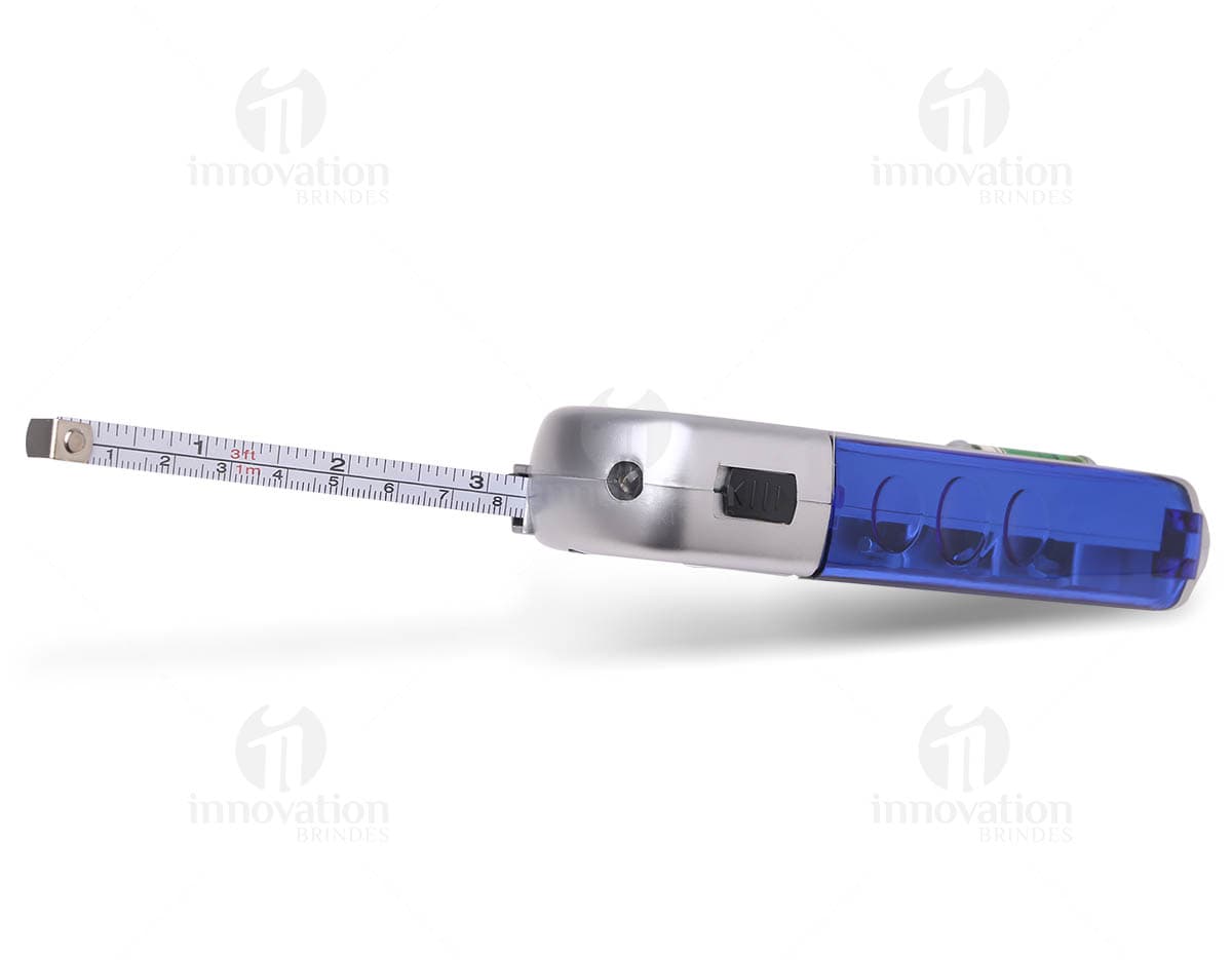 Squeeze de metal fosco com capacidade de 750 ml. Squeeze de metal fosco com capacidade de 750 ml.