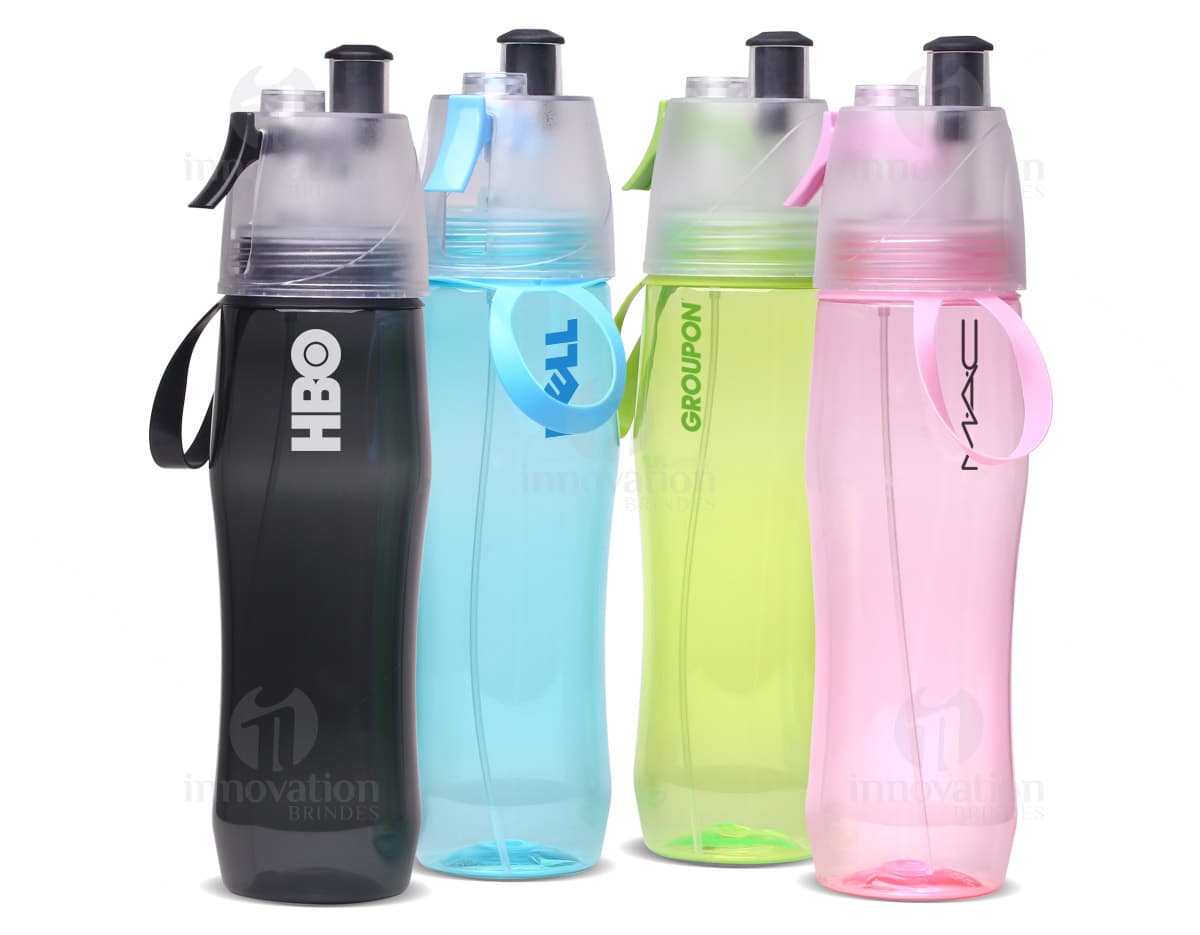 Squeeze plástico com borrifador de 700ml. Squeeze plástico com borrifador de 700ml.