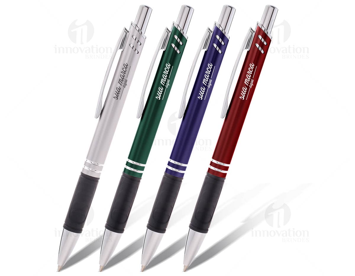 Kit com 6 porta copos em formato redondo, feitos de plástico resistente nas cores azul, verde, amarelo, vermelho, branco e preto. Cada porta copo possui desenhos variados e antiderrapantes na parte inferior. Kit com 6 porta copos em formato redondo, feitos de plástico resistente nas cores azul, verde, amarelo, vermelho, branco e preto. Cada porta copo possui desenhos variados e antiderrapantes na parte inferior.