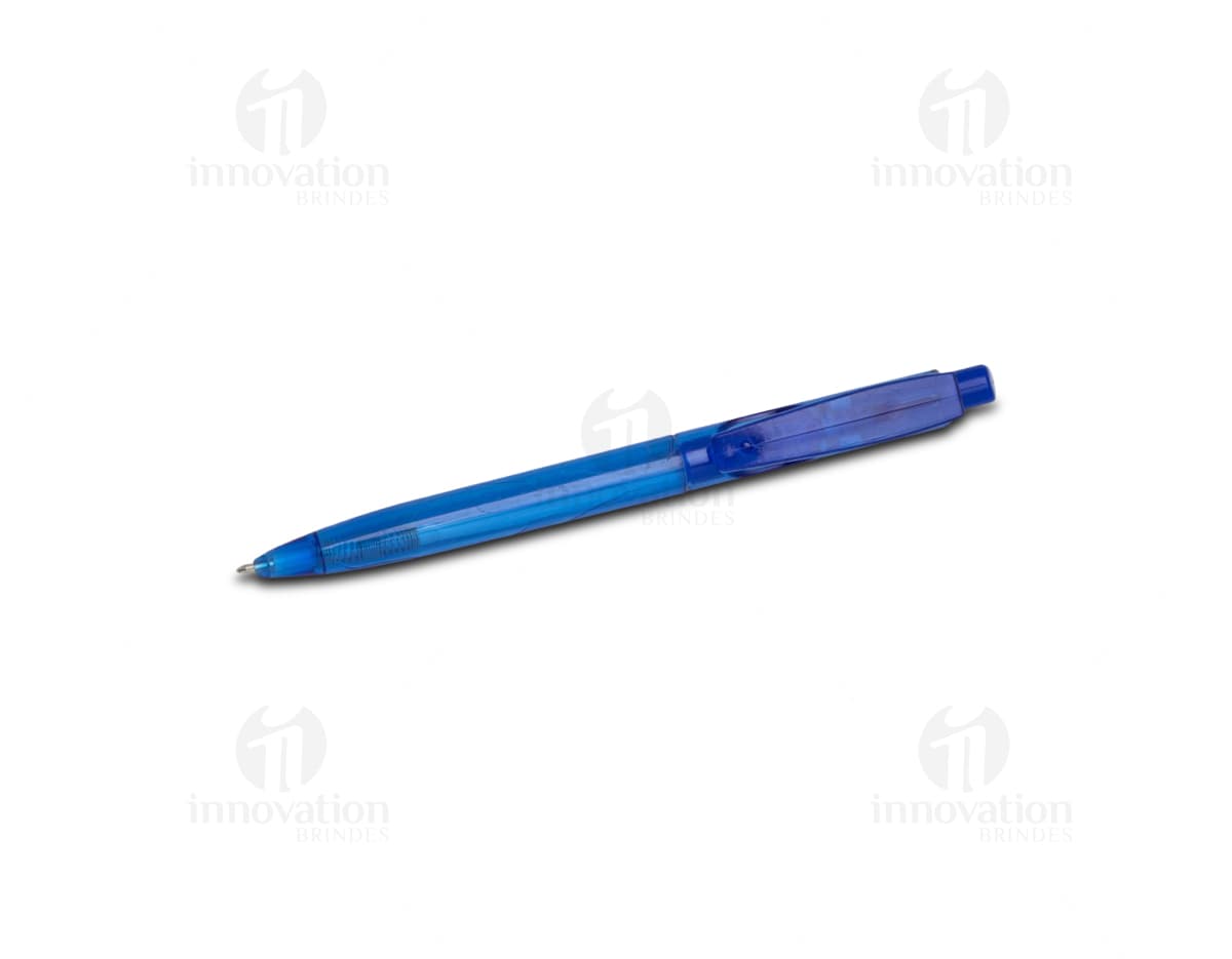 Caneta plástica esferográfica em cores variadas sobre fundo branco. Caneta plástica esferográfica em cores variadas sobre fundo branco.