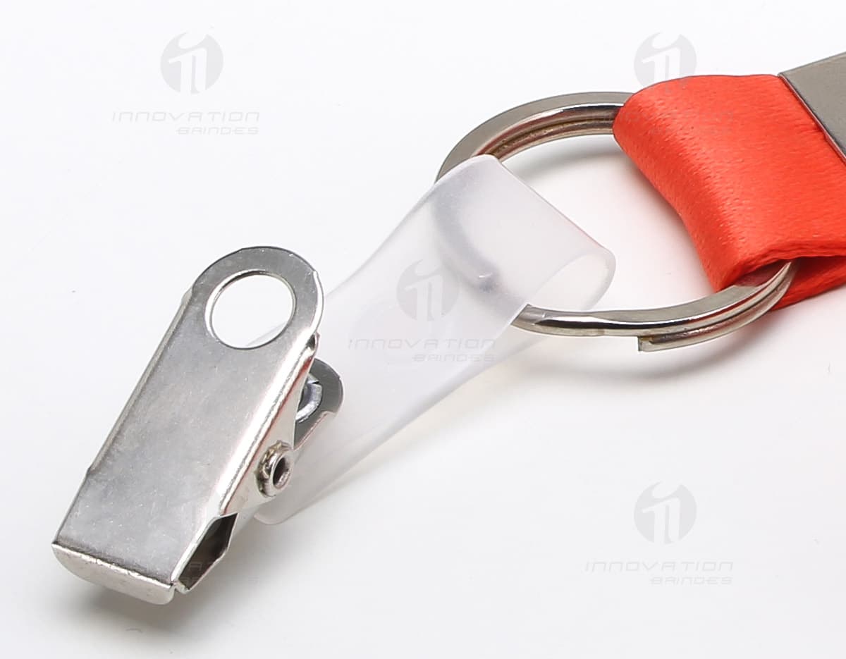 Produto: Cordão trava de segurança com argola
Medidas: 85x2cm
Descrição: Imagem de um cordão de segurança com argola, medindo 85cm de comprimento por 2cm de largura. Produto: Cordão trava de segurança com argola
Medidas: 85x2cm
Descrição: Imagem de um cordão de segurança com argola, medindo 85cm de comprimento por 2cm de largura.