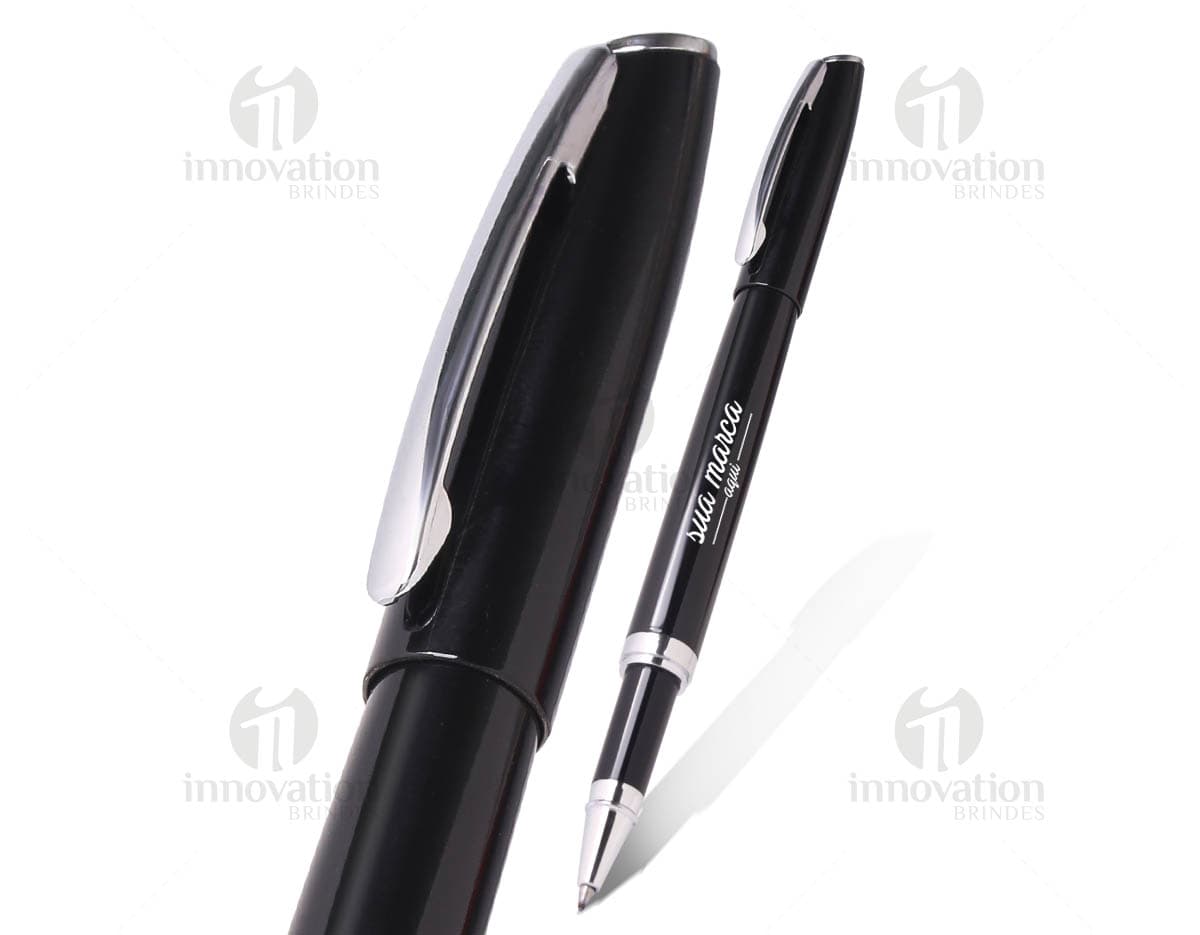 Kit churrasco contendo 6 peças dentro de um estojo de nylon. Kit churrasco contendo 6 peças dentro de um estojo de nylon.