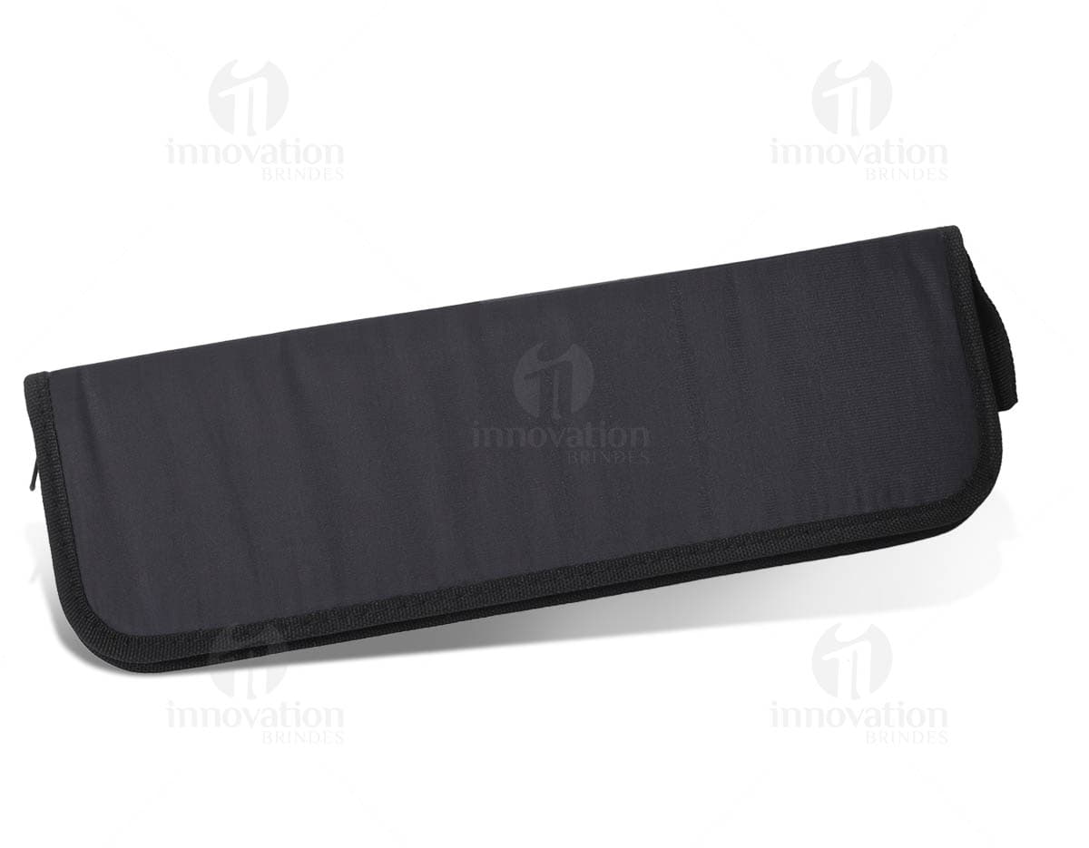 Garrafa térmica 500ml em aço inox, objeto de metal, container de plástico, design moderno e shiny, equipamento de tecnologia digital 3D Garrafa térmica 500ml em aço inox, objeto de metal, container de plástico, design moderno e shiny, equipamento de tecnologia digital 3D