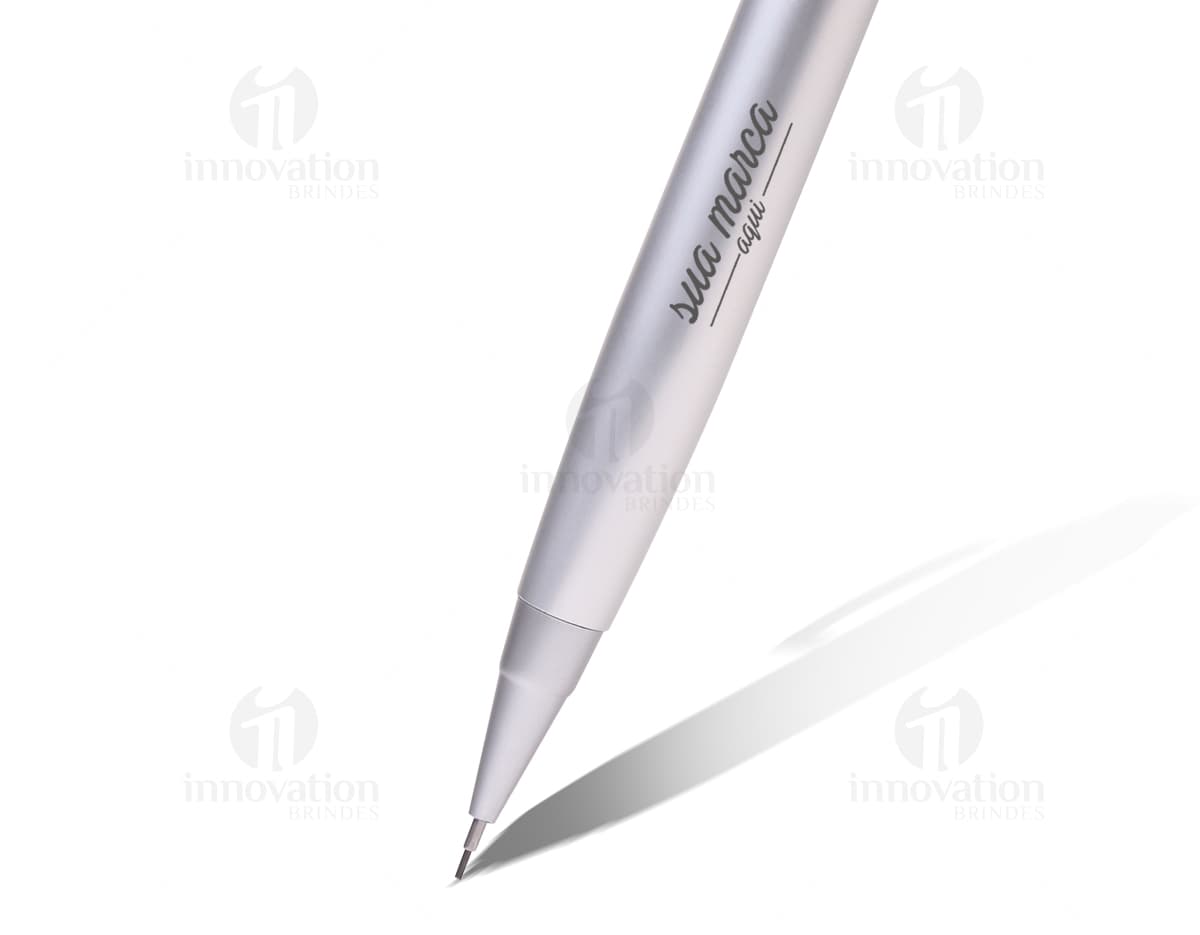 Lapiseira de metal 04: escreva com elegância e precisão com essa lapiseira de metal prateada. Perfeita para uso no escritório, escola ou em casa, este instrumento de escrita de design moderno e prático irá garantir traços nítidos e perfeitos em suas anotações e desenhos. Adquira já a sua! Lapiseira de metal 04: escreva com elegância e precisão com essa lapiseira de metal prateada. Perfeita para uso no escritório, escola ou em casa, este instrumento de escrita de design moderno e prático irá garantir traços nítidos e perfeitos em suas anotações e desenhos. Adquira já a sua!