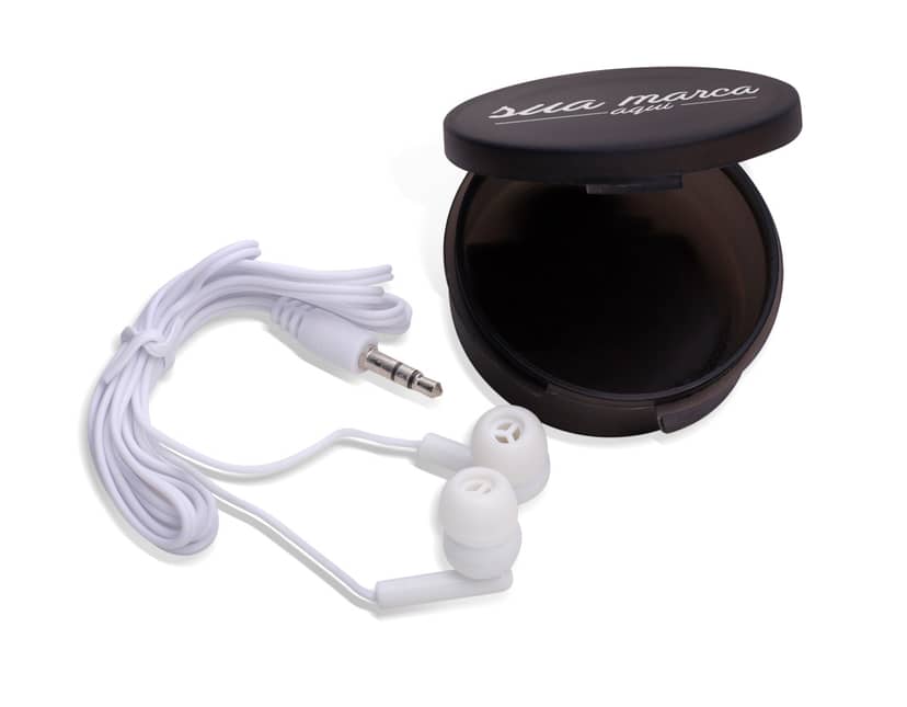 Kit com 6 porta copos em formato circular, feitos de material resistente e cor preta, com design moderno e elegante.