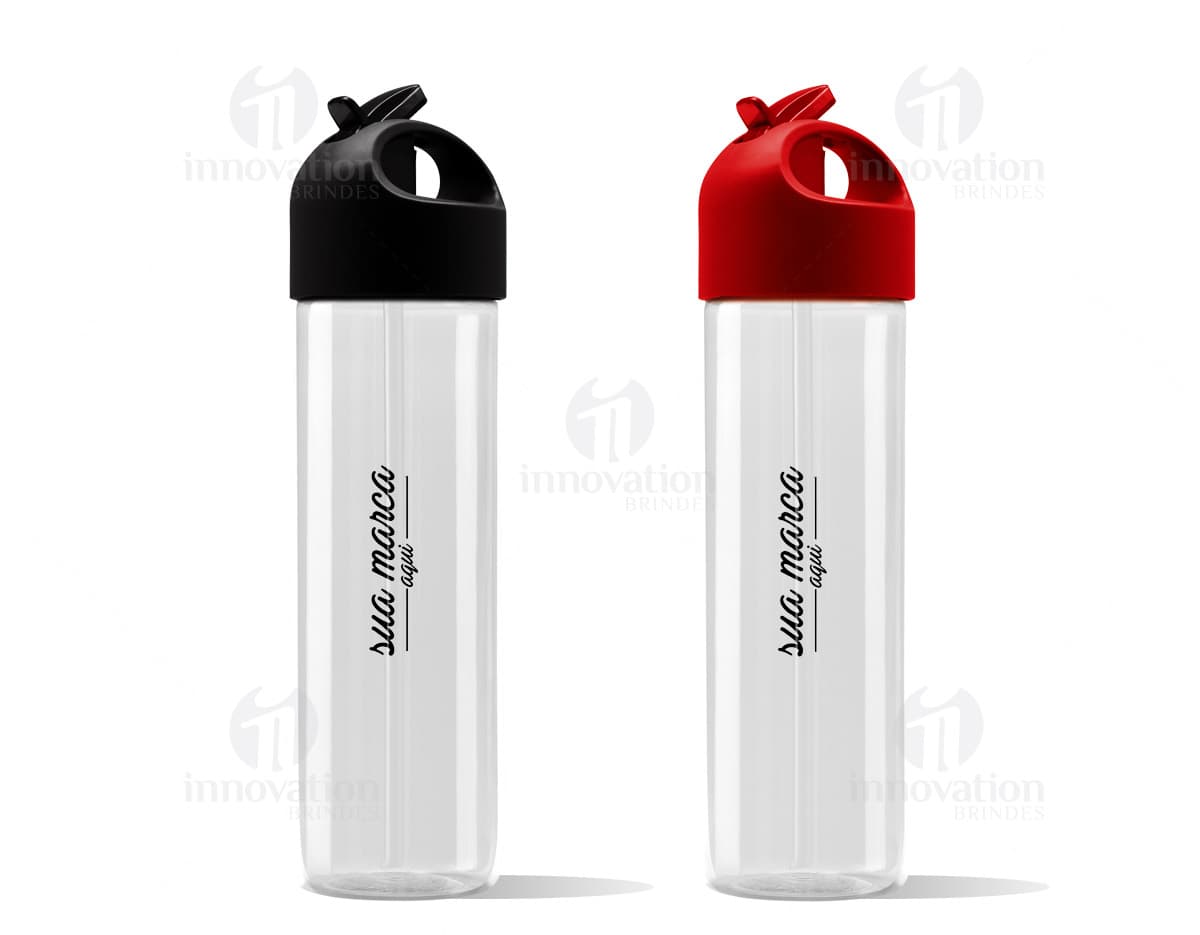 Descrição da imagem: Squeeze plástico de 500 ml, contendo líquido transparente. O produto é um recipiente de plástico com tampa, ideal para armazenar bebidas, como álcool, e também pode ser utilizado para higiene pessoal, como shampoo, sabonete líquido ou loção. O design é clean e a embalagem é amarela, com capacidade para 500 ml. Descrição da imagem: Squeeze plástico de 500 ml, contendo líquido transparente. O produto é um recipiente de plástico com tampa, ideal para armazenar bebidas, como álcool, e também pode ser utilizado para higiene pessoal, como shampoo, sabonete líquido ou loção. O design é clean e a embalagem é amarela, com capacidade para 500 ml.