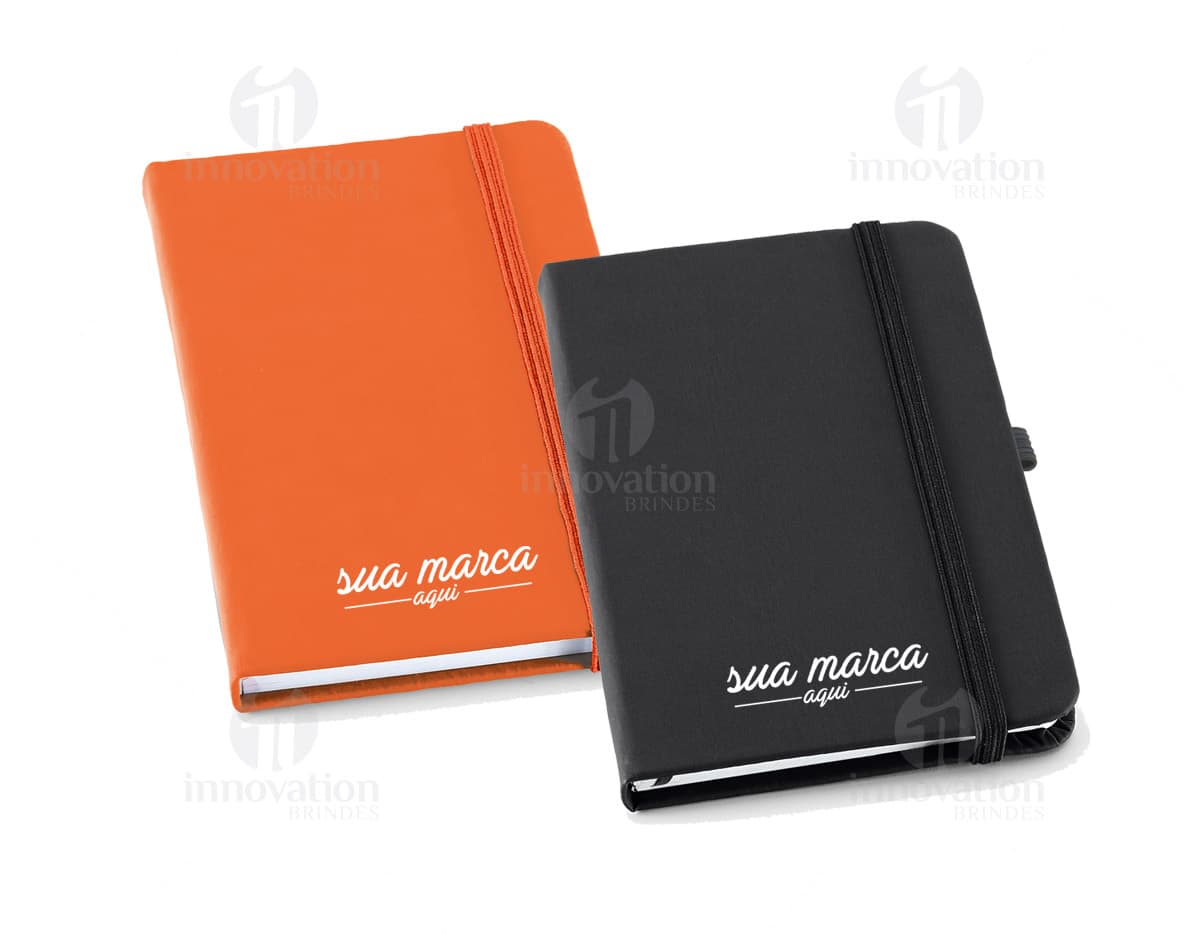 Moleskine 17x12 cm - 18, o caderno perfeito para o seu escritório. Feito em couro, proporciona um toque de elegância e sofisticação ao seu dia a dia. Ideal para manter anotações, lembretes e informações pessoais sempre organizadas. Com design moderno e espaço suficiente para todas as suas necessidades, este Moleskine é indispensável para quem busca sucesso e praticidade. Adquira o seu agora! Moleskine 17x12 cm - 18, o caderno perfeito para o seu escritório. Feito em couro, proporciona um toque de elegância e sofisticação ao seu dia a dia. Ideal para manter anotações, lembretes e informações pessoais sempre organizadas. Com design moderno e espaço suficiente para todas as suas necessidades, este Moleskine é indispensável para quem busca sucesso e praticidade. Adquira o seu agora!