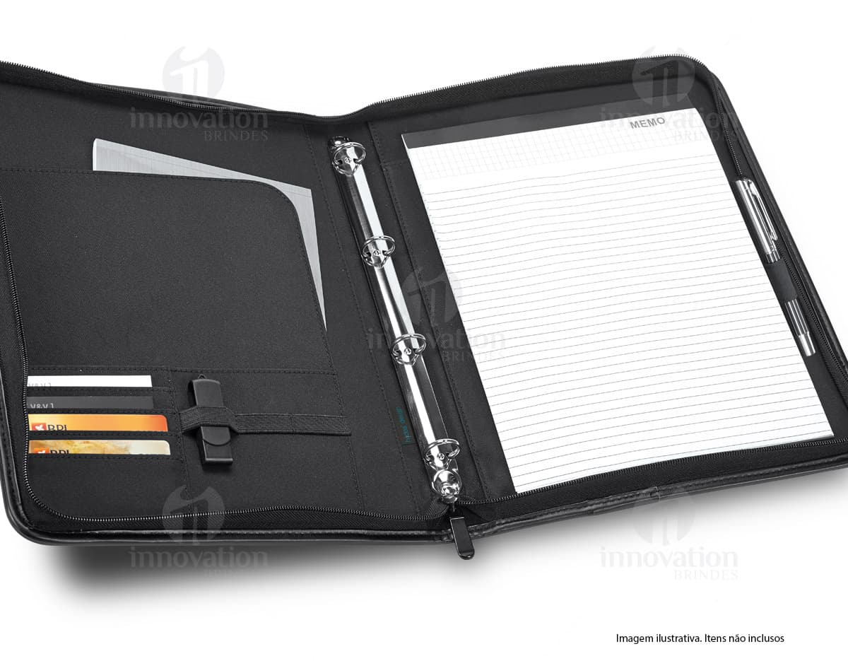 Pasta para notebook de 14 polegadas na cor preta. Pasta para notebook de 14 polegadas na cor preta.