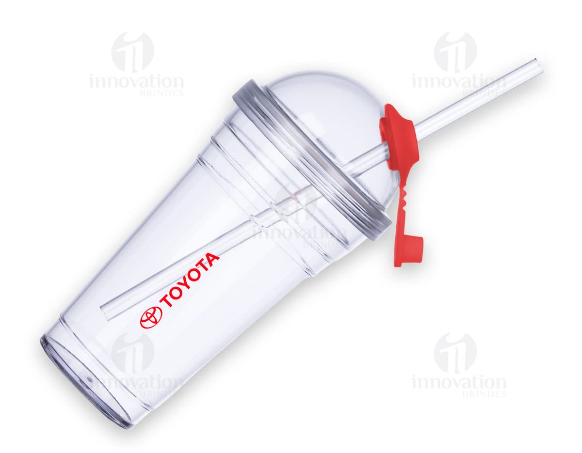 Copo de viagem em polipropileno com capacidade de 510ml, parede dupla. Copo de viagem em polipropileno com capacidade de 510ml, parede dupla.