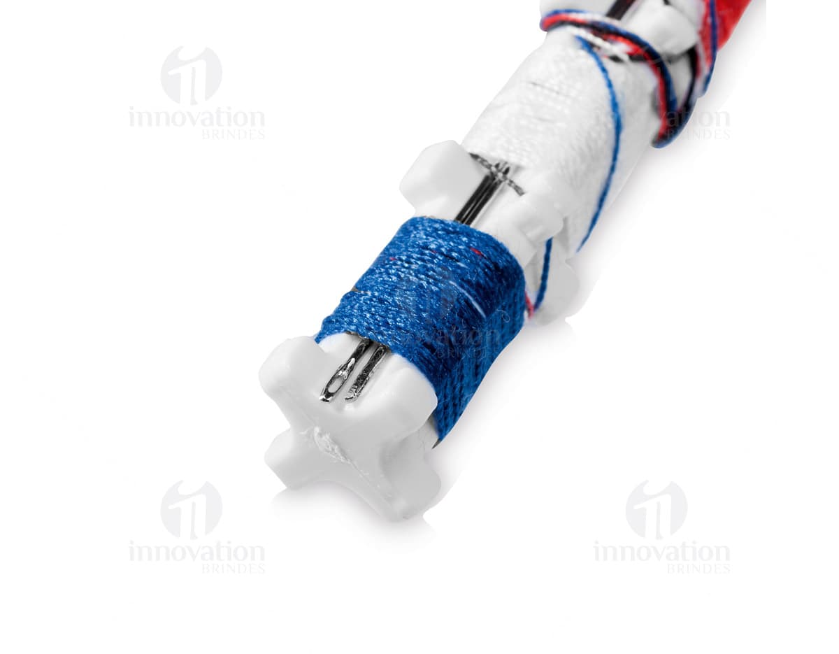 Kit com 6 porta copos em formato redondo, feitos de silicone nas cores azul, rosa, verde, roxo, amarelo e branco. Kit com 6 porta copos em formato redondo, feitos de silicone nas cores azul, rosa, verde, roxo, amarelo e branco.