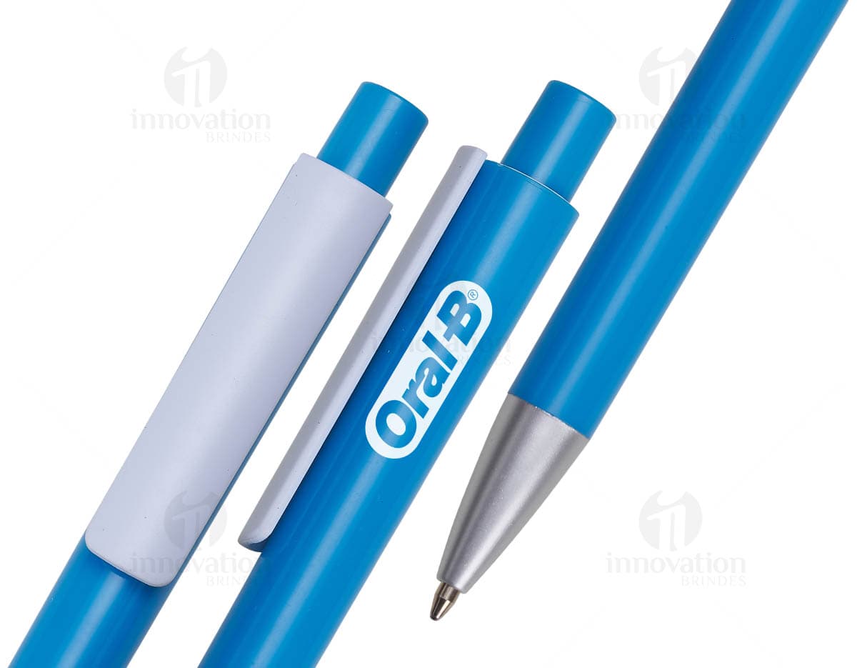 Caneta esferográfica plástica com clic. Caneta esferográfica plástica com clic.