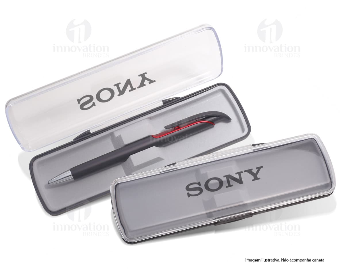 Estojo para Pen Card preto, feito de material resistente e com espaço interno para armazenar o cartão de memória. Estojo para Pen Card preto, feito de material resistente e com espaço interno para armazenar o cartão de memória.