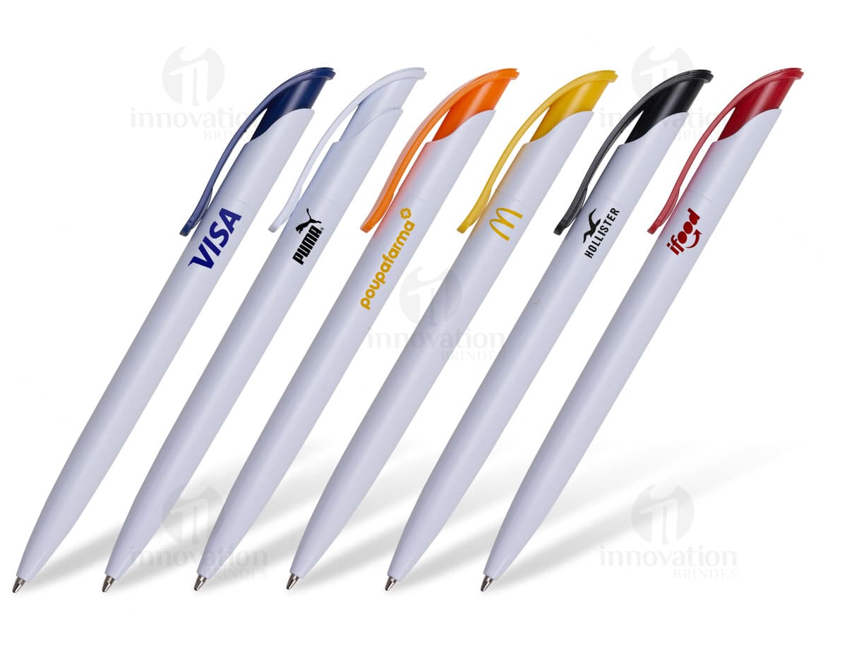 Caneta plástica com touch e suporte. Caneta plástica com touch e suporte.