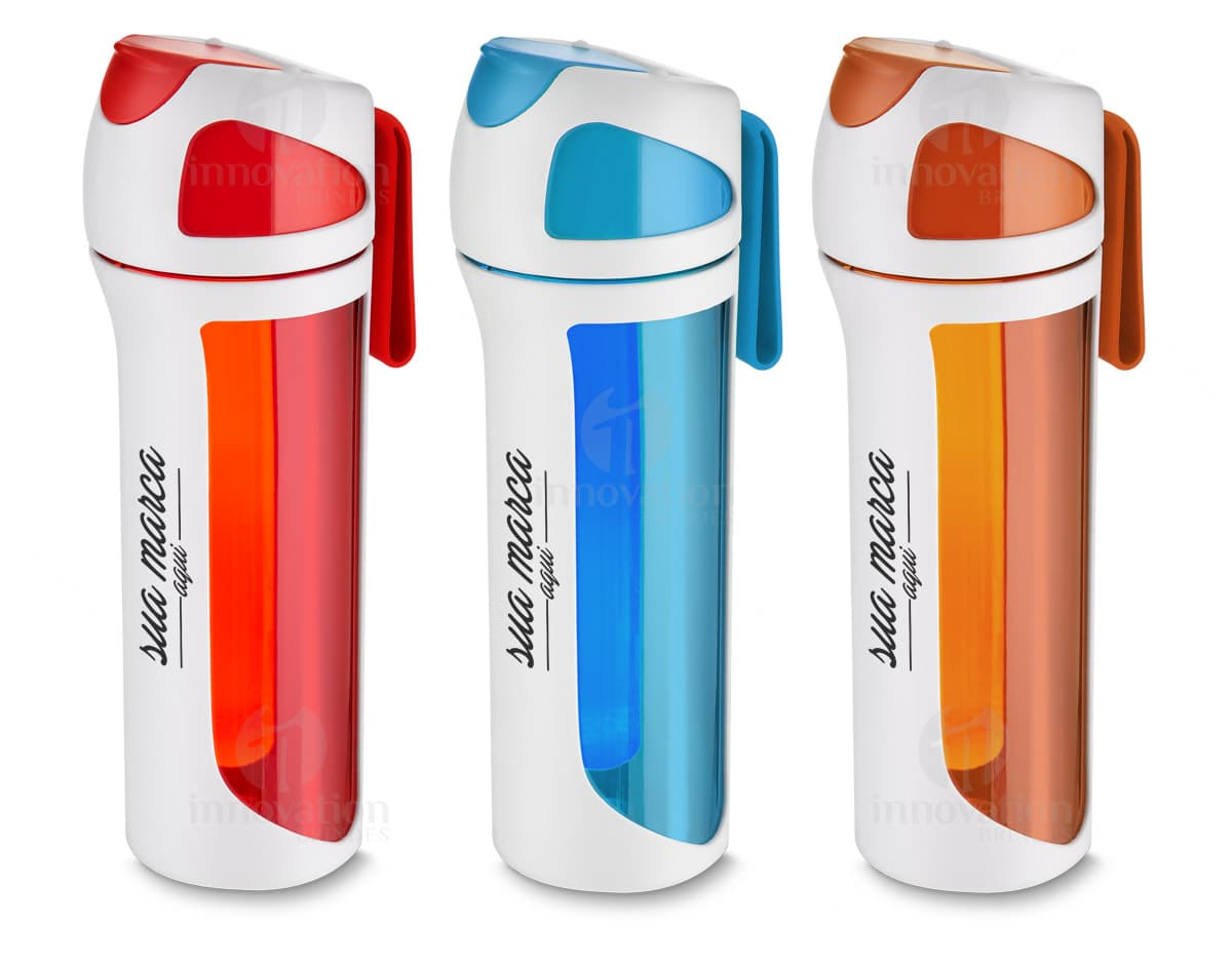Squeeze Plástico 550ml Alça Emborrachada em cor azul com tampa rosqueável. Squeeze Plástico 550ml Alça Emborrachada em cor azul com tampa rosqueável.